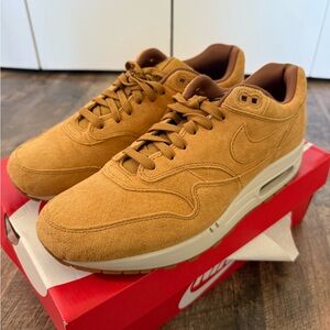 Nike Air Max 1 Premium